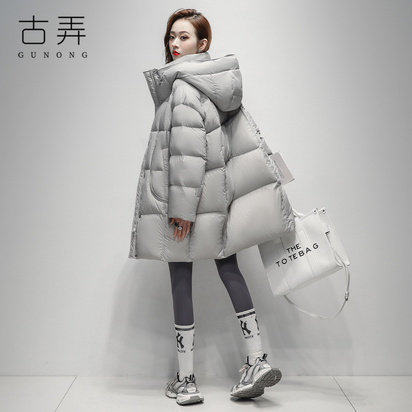 休闲时尚泡芙中长款茧型羽绒服女2025冬季简约百搭防风保暖厚外套