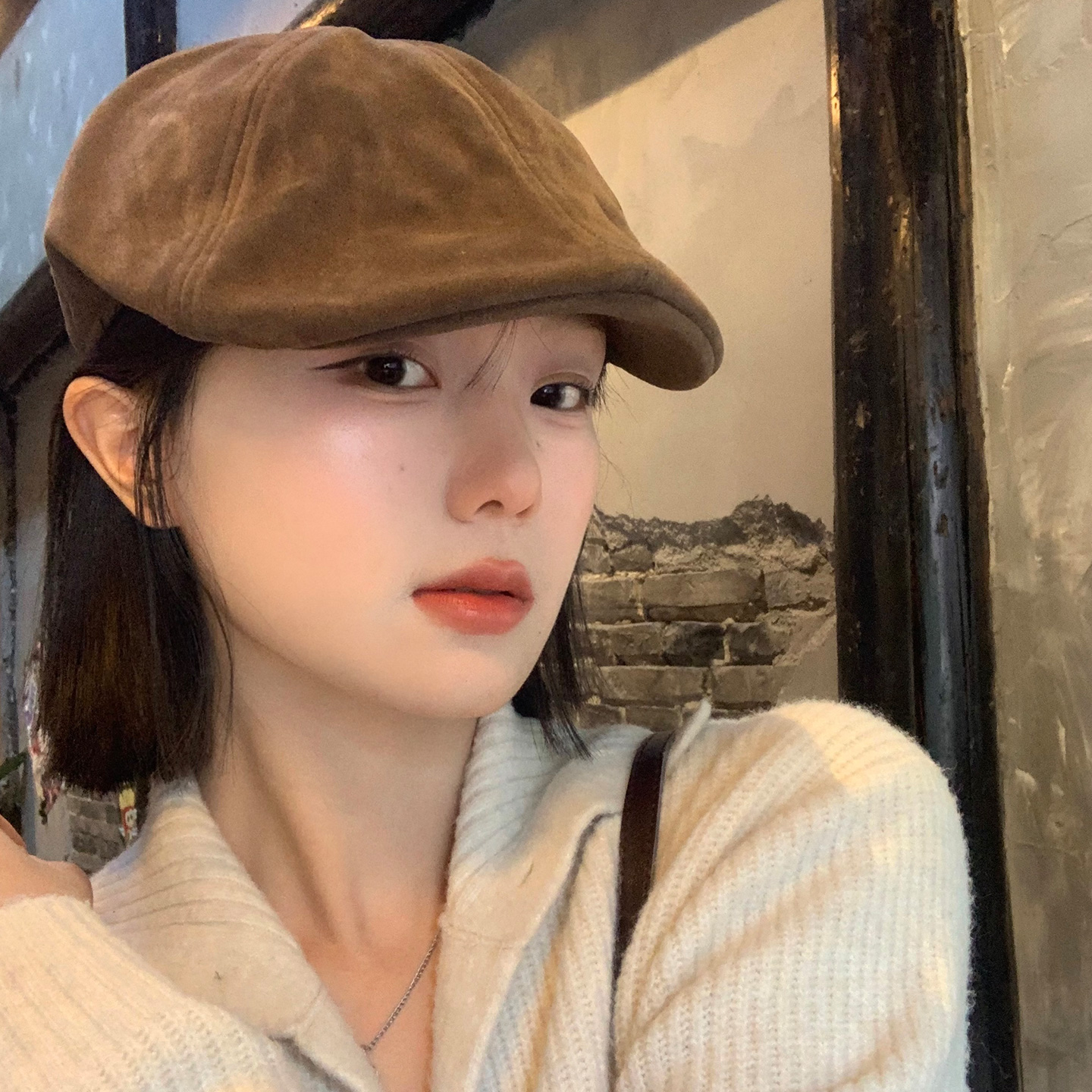 日系复古麂皮绒咖色前进帽女文艺