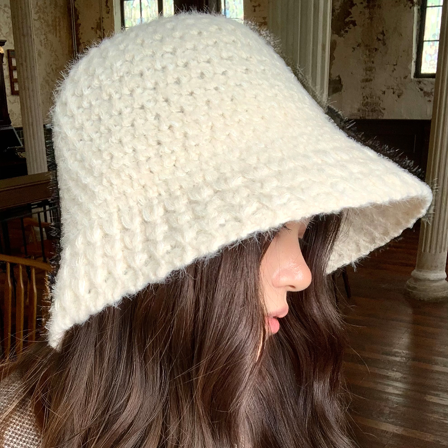 高级感白色针织渔夫帽女秋冬季