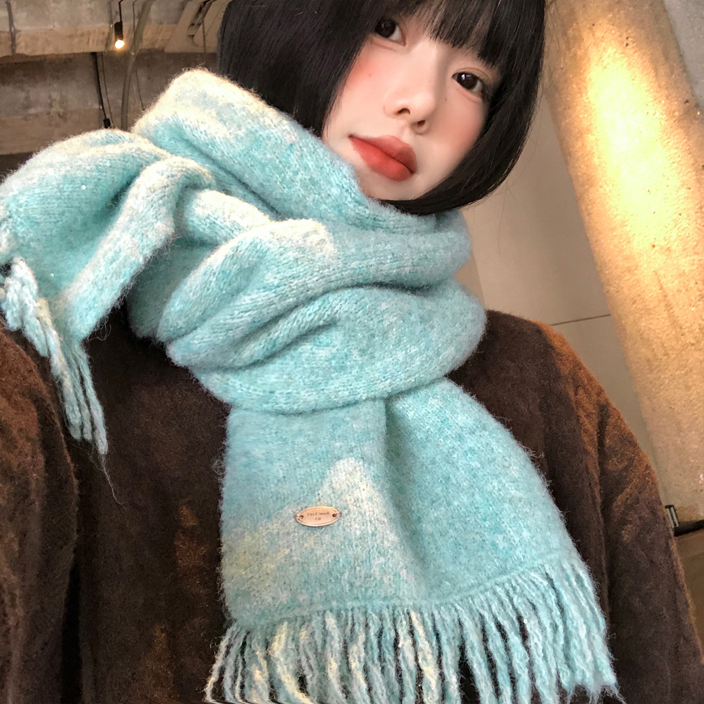 蓝色软糯针织毛线围巾女秋冬季