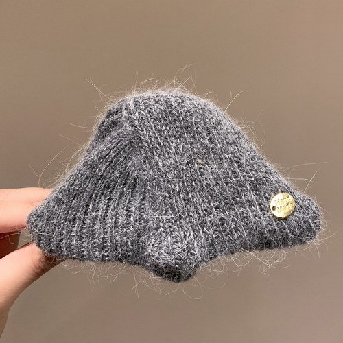 灰色毛线针织三角贝壳抓夹女大号