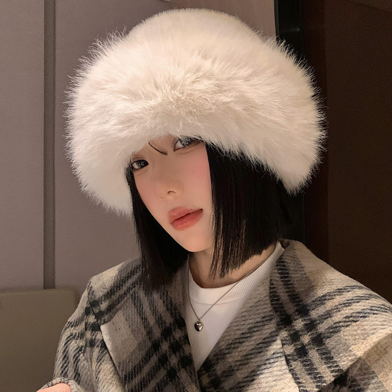 毛茸茸白色毛绒渔夫帽女2025年冬