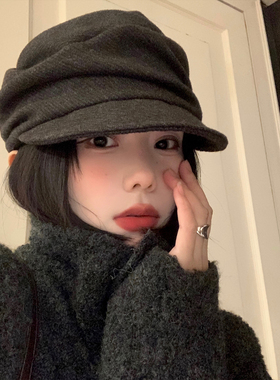 日系山本风黑色褶皱贝雷帽女秋冬显脸小报童帽大头围百搭画家帽子