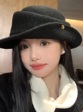 千金风黑色毛呢卷边礼帽女秋冬复古渔夫帽子显脸小赫本风优雅盆帽