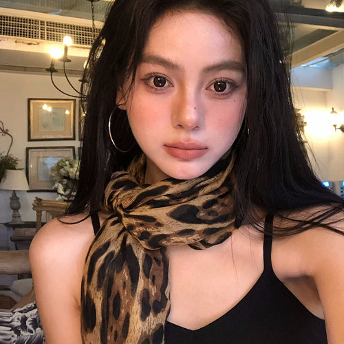 复古千禧辣妹豹纹丝巾女2026新款