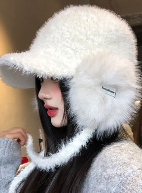 韩系白色护耳毛绒鸭舌帽子女冬加