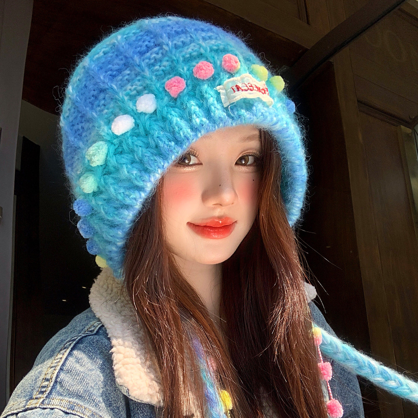 渐变蓝色可爱毛球流苏针织毛线帽女秋冬季保暖护耳大头围套头帽子