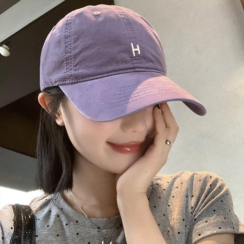美式简约字母刺绣紫色棒球帽女夏宽帽檐大脸显脸小大头围鸭舌帽子 - 封面