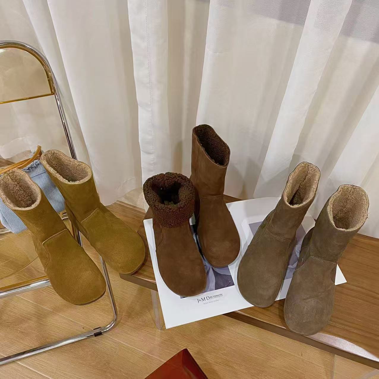 高档头层牛皮粗跟时尚短靴女