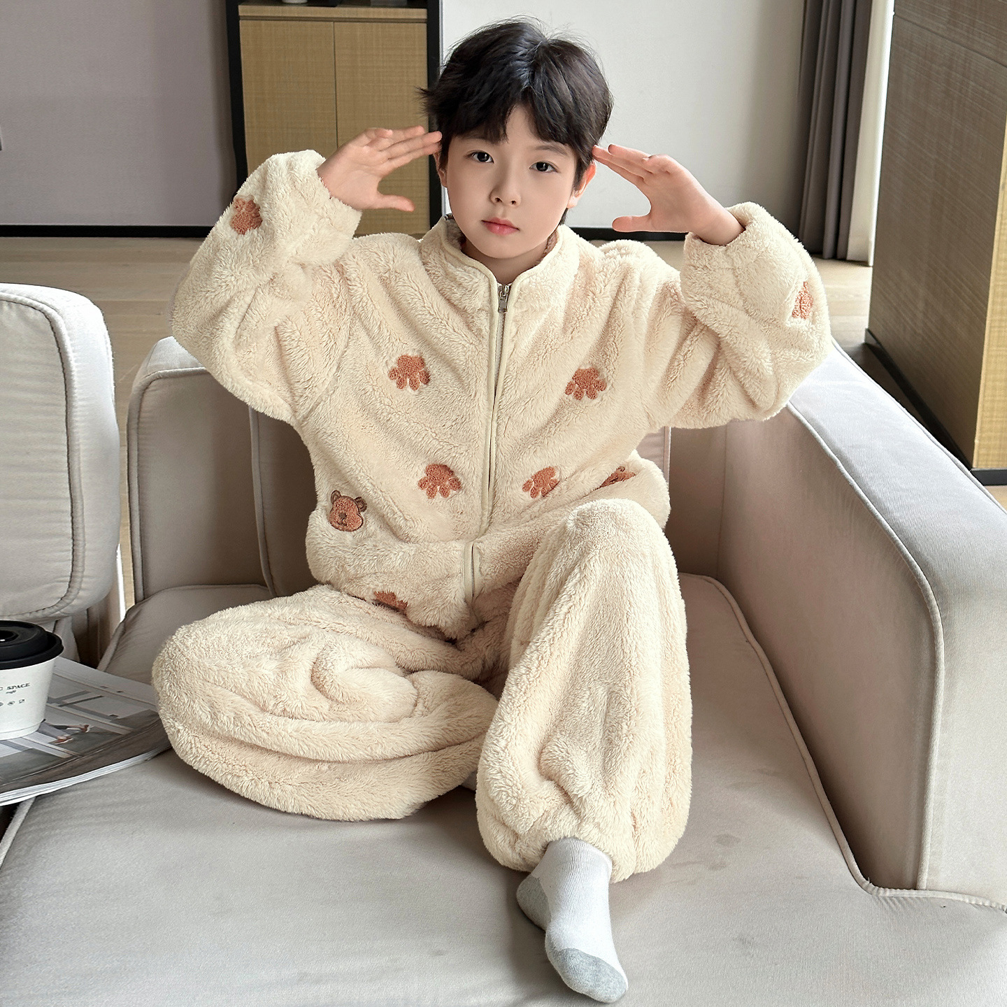 ins珊瑚绒睡衣男童冬季加厚保暖网红拉链外穿家居服套装男孩睡衣