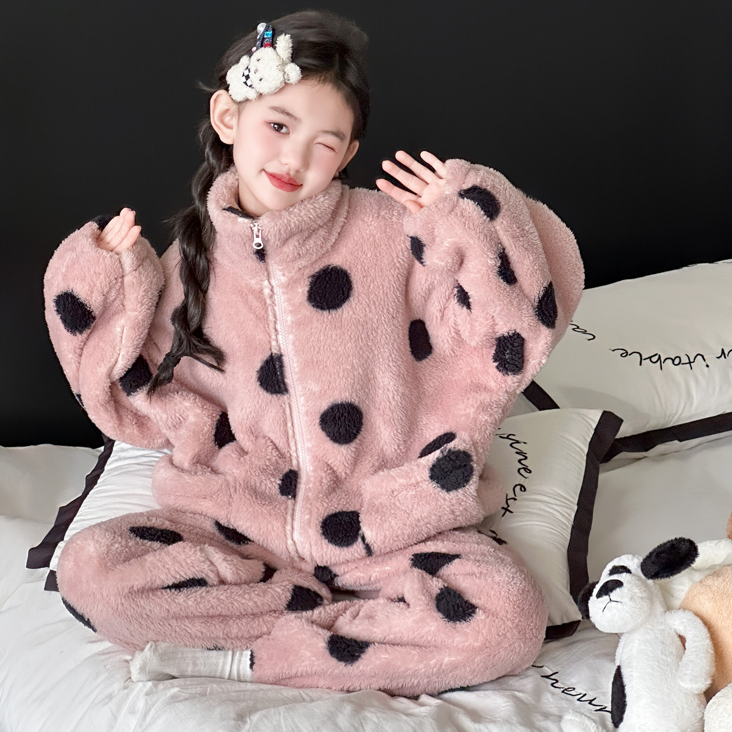 女童珊瑚绒睡衣套装2025新款冬季加厚波点拉链大儿童法兰绒家居服