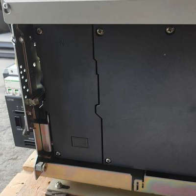 台州设备Masterpact MT63 H1框架断路器，带Mi