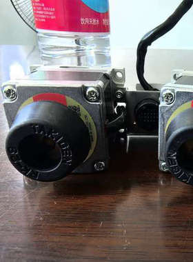 台州设备VEXTA步进电机PX533MH-B，五相步距角0.36