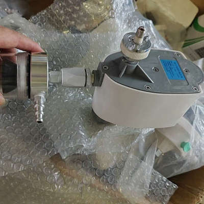 台州设备美式真空表负压吸引装置国标英标美标德标插头压力稳压使