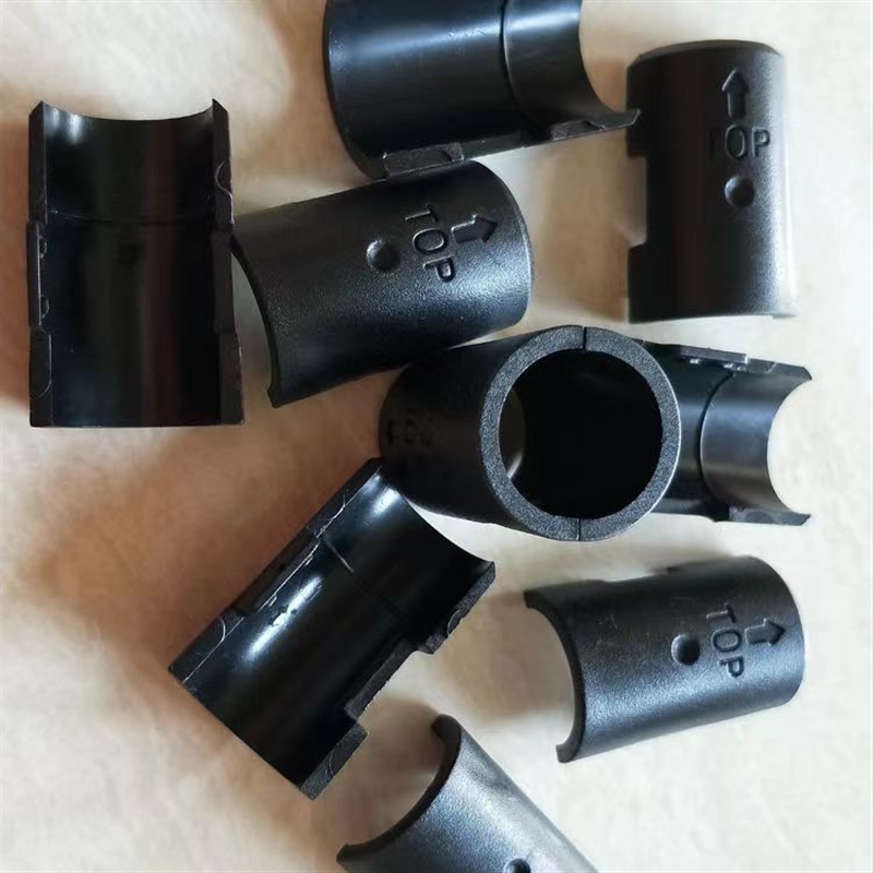 加厚通用万能夹置物架配件夹片安装厨房层架竹节管夹金属固定扣