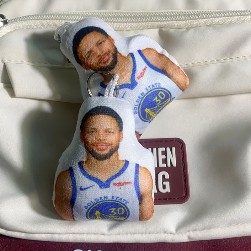 库里篮球明星毛绒玩偶语音挂件个性包挂饰钥匙扣可发声玩偶