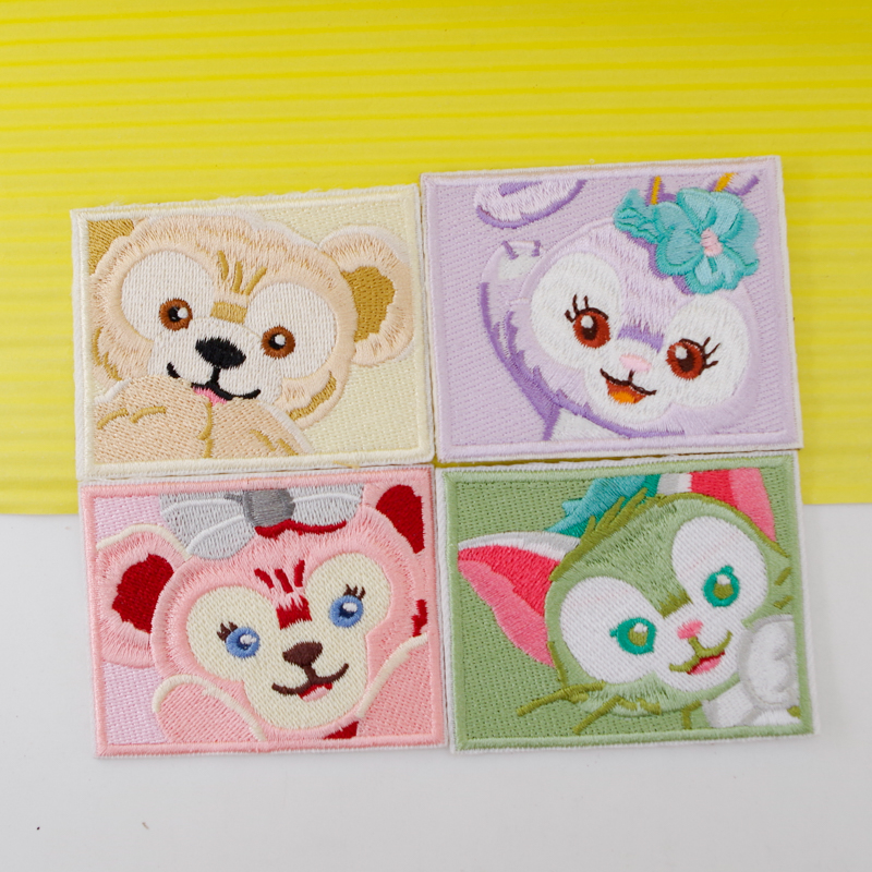 星黛露达菲熊刺绣自粘雪莉玫本子