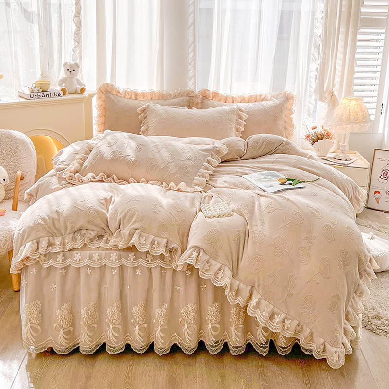韩式雕花牛奶绒床裙款四件套公主风冬季保暖双面加绒花边被套床罩