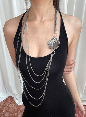 金属风朋克辣妹花朵毛衣链