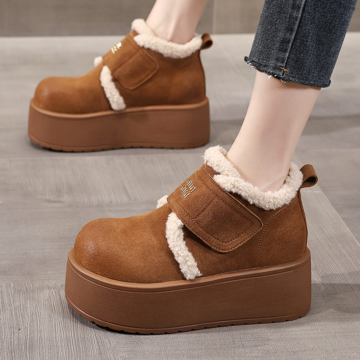 ZFCQ香港内增高雪地靴女款加厚