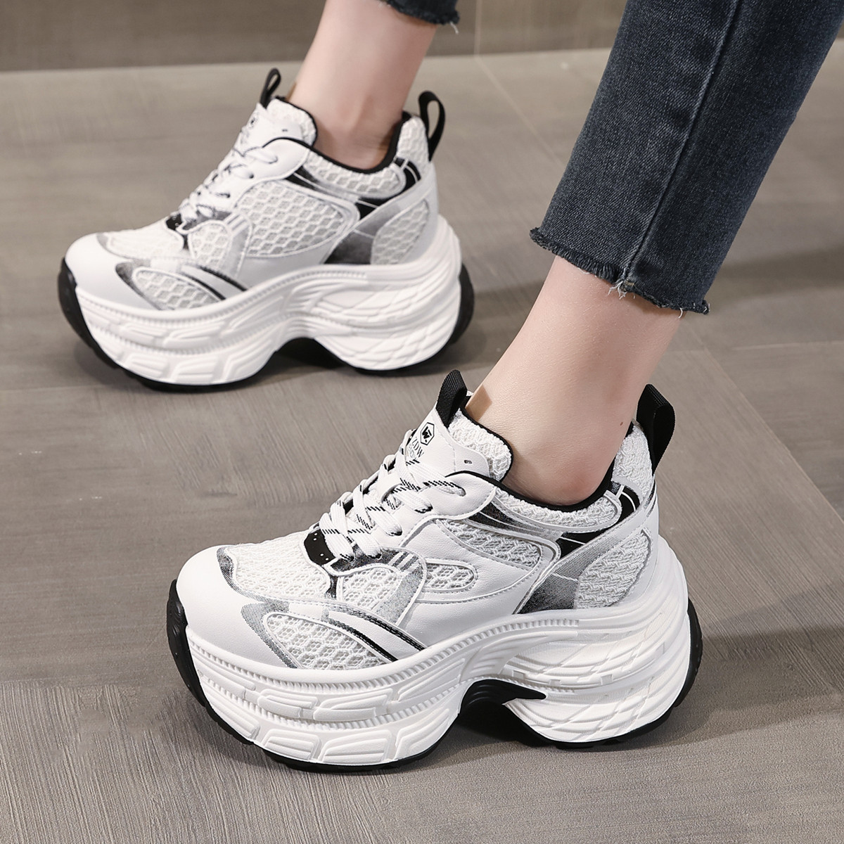 ZFCQ香港厚底内增高老爹鞋女款2025秋新款真皮小个子高跟休闲运动