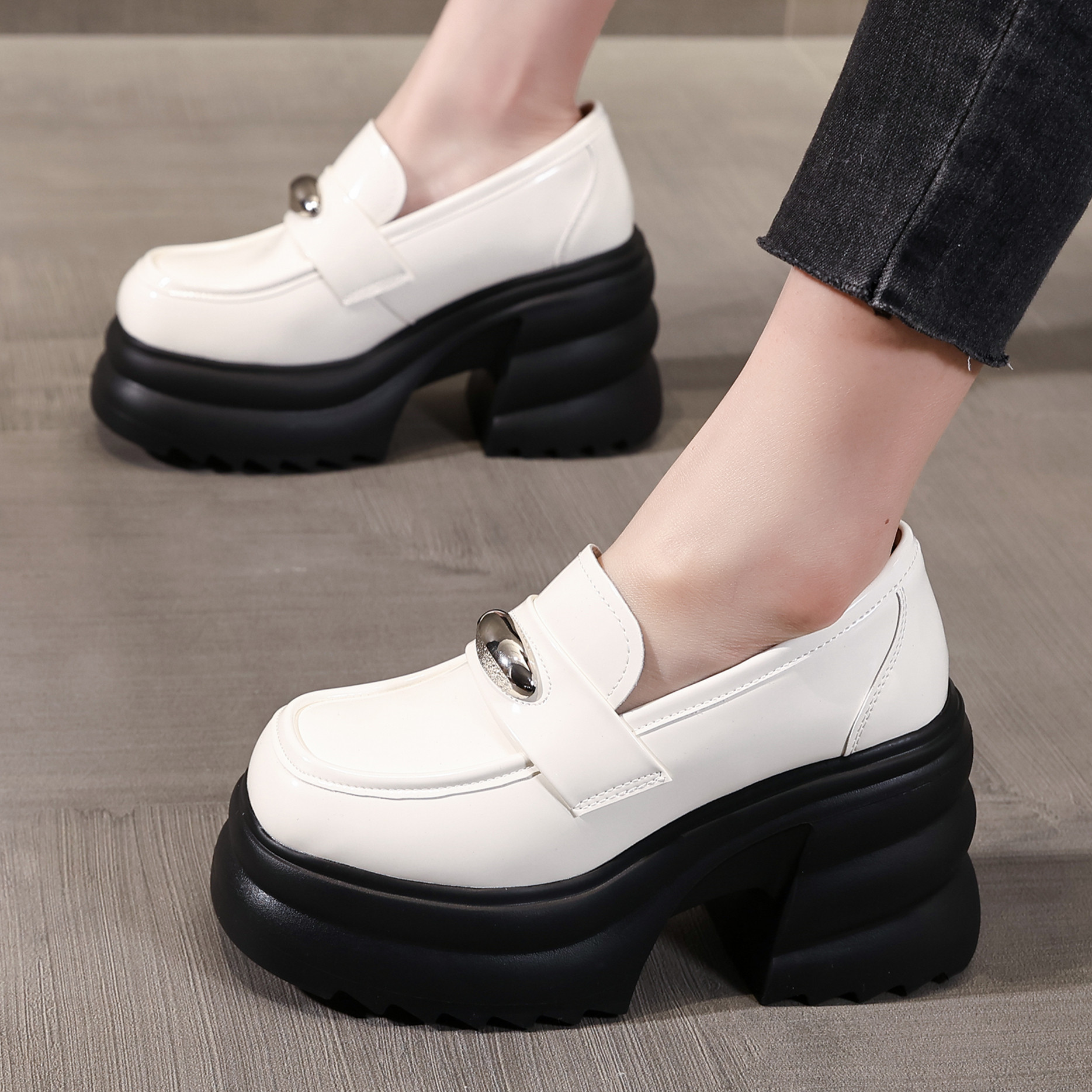 ZFCQ新款厚底坡跟增高乐福鞋女款漆皮2025秋高跟套脚懒人休闲单鞋,女鞋,乐福鞋（豆豆鞋）,淘宝优惠券,粉丝福利购,淘宝优惠卷