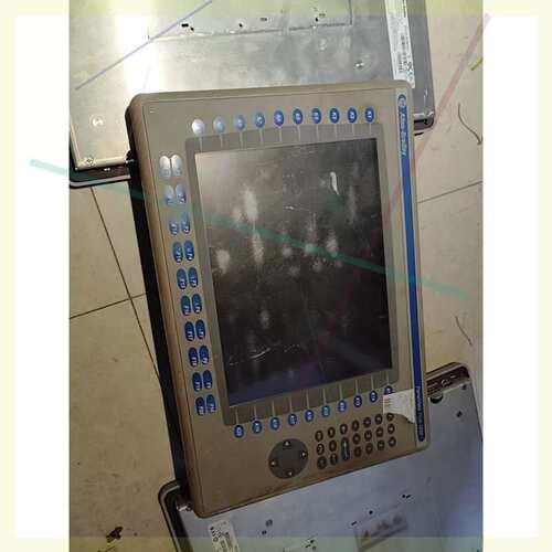 议价个的触控屏幕，型号是2711P-RDB12C，成色有点使