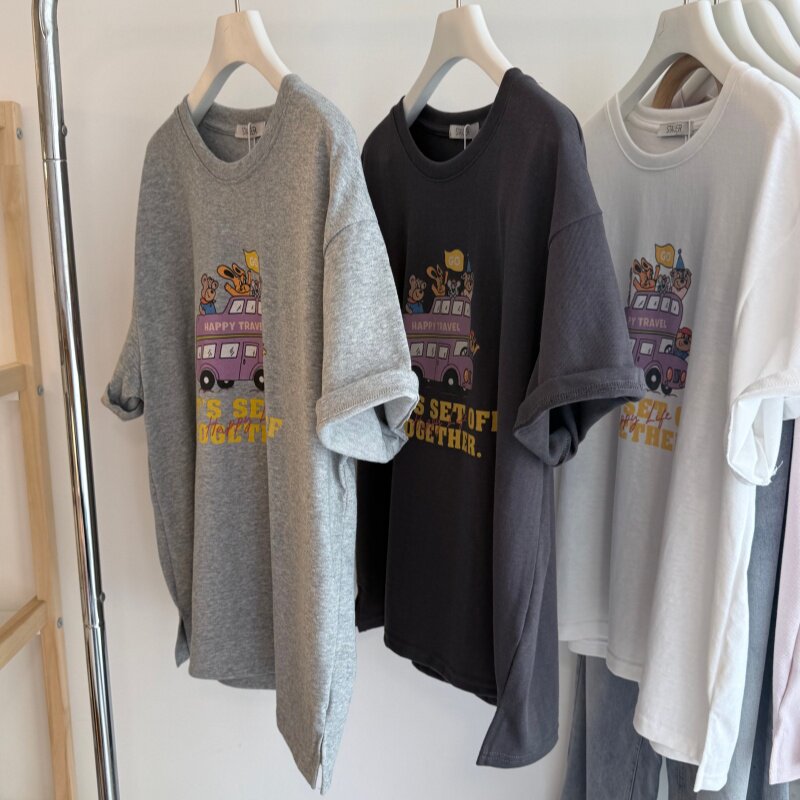 26春夏韩系宽松大版卡通小汽车印花圆领短袖女士棉T 落肩袖上衣