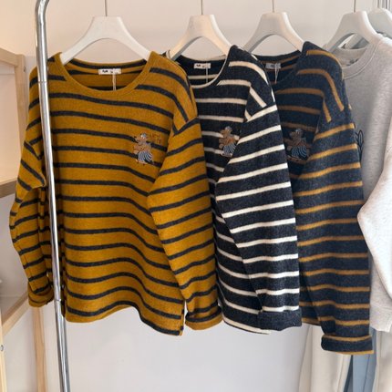 新款 韩系兔毛绒刺绣滑板小熊条纹打底衫 轻便保暖圆领女T上衣