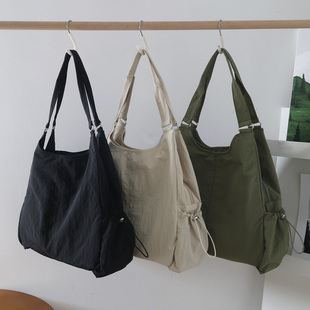日系文艺小清新大容量涤纶布托特包简约轻便防水手提单肩包妈咪包