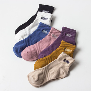 女生春秋纯棉休闲运动风星期中筒袜子 ins潮刺绣低帮防臭简约纯色