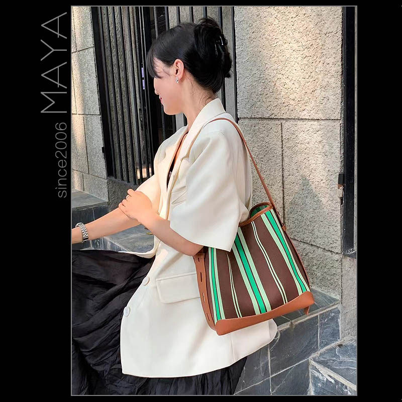 水桶彩色条纹中欧美拼接斜挎通勤