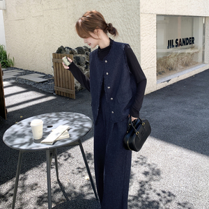 深蓝色小香风套装女秋季2025新款老钱风穿搭显瘦马甲阔腿裤三件套图片