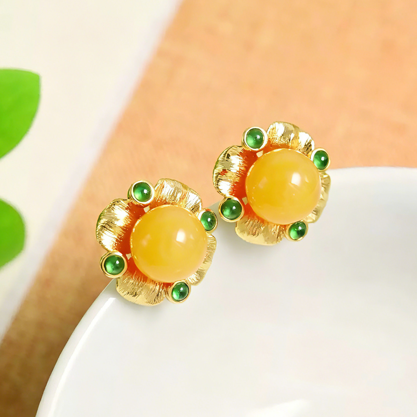 中式天然黄蜜蜡名媛耳钉S925银镀金防过敏耳针简约耳坠民族风耳饰