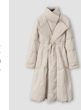 （周哥甄选）米色羽绒服-32633