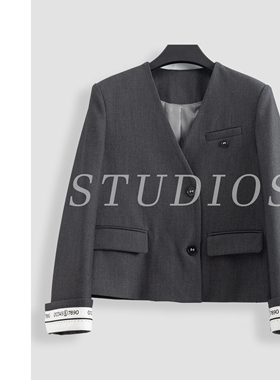 灰色高级感气质百搭外套-17159