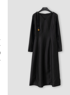 （周哥甄选）黑色连衣裙-32038