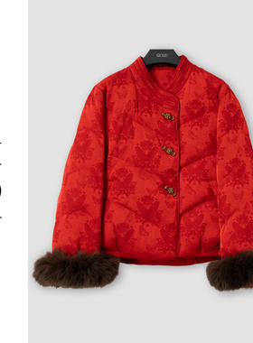 （周哥甄选）红色羽绒服-32850