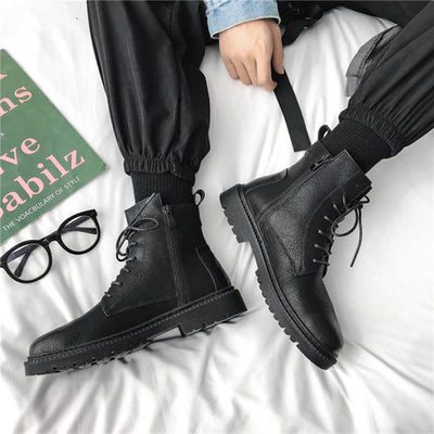 侧拉链高帮马丁靴男黑色