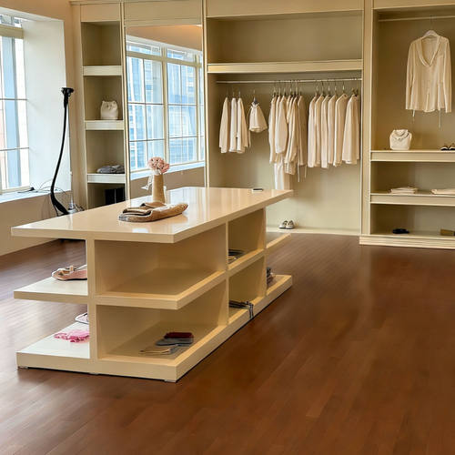 服装店中岛桌展示台展示桌中岛台