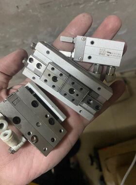 拆机GHXL LEI3000系列变频器LEI3000A0D7