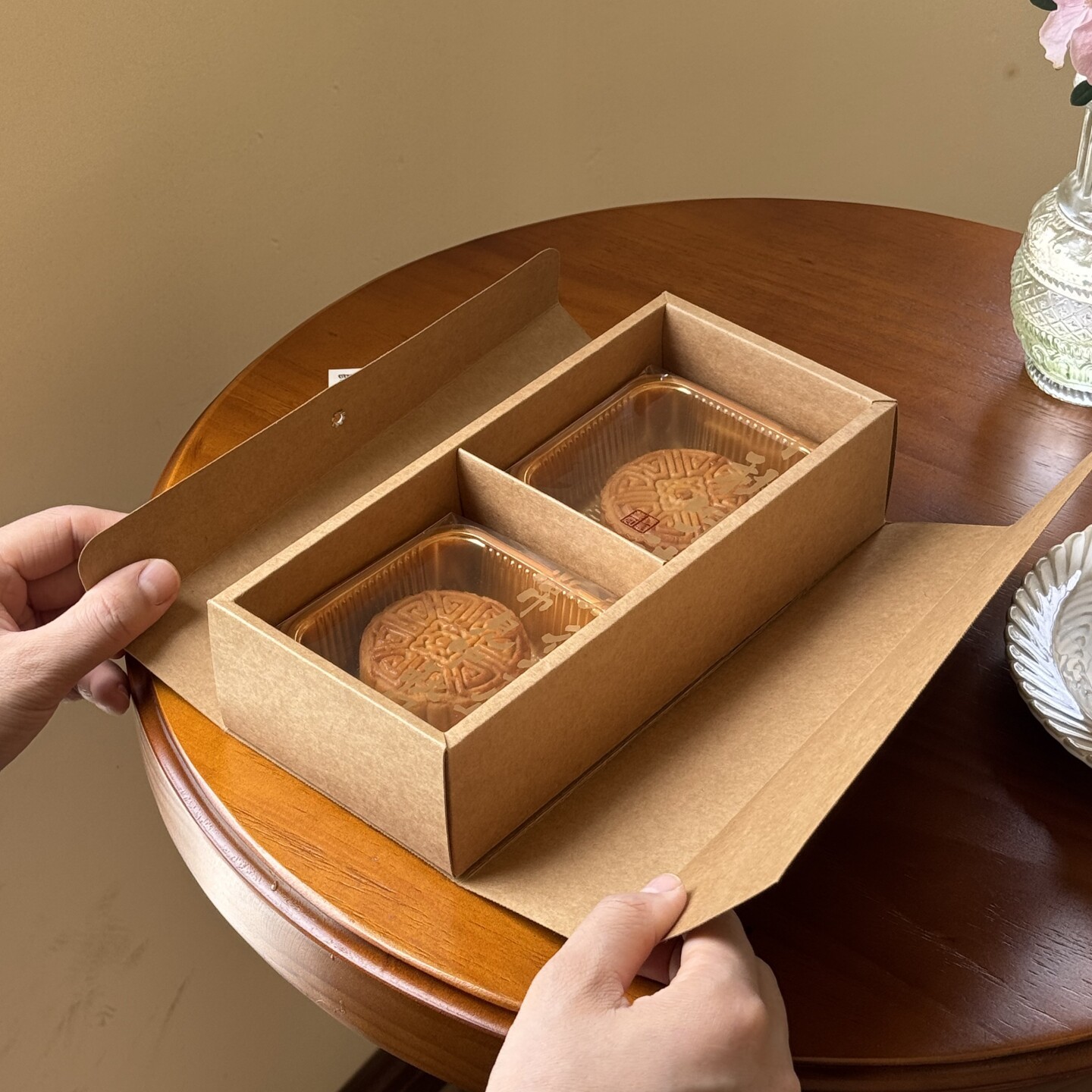 2026中秋月饼包装盒2粒装80g150g180g广式流心月饼礼蛋黄酥盒子