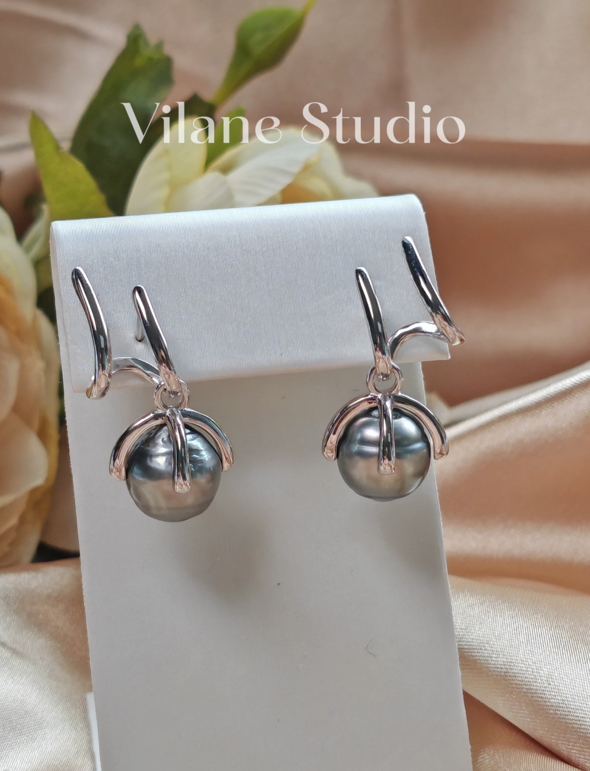 大溪地铂金灰色纯银多戴耳钉