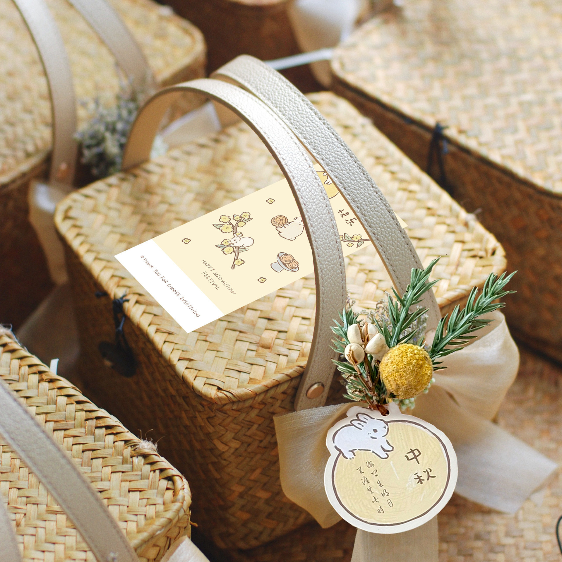 中秋节礼盒新中式广式月饼蛋黄酥和果子中式点心绿豆糕饼手提空篮