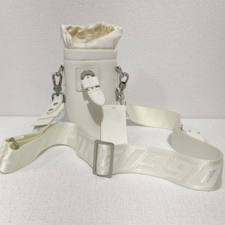 李宁1990高端系列时尚拼接斜挎包单肩包桶包ABDS462,运动包/户外包/配件,挎包/拎包/休闲包,淘宝优惠券,粉丝福利购,淘宝优惠卷