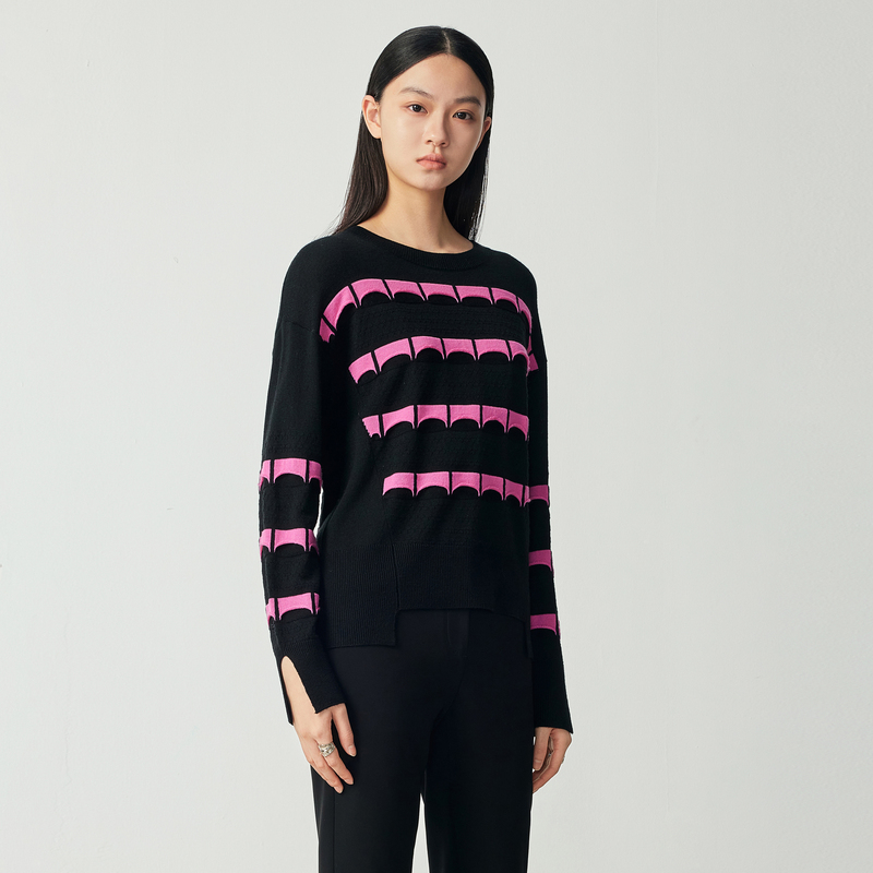 H·GENTEEL荷高女装23秋新品撞色圆领条纹苏边毛衫GUD35650688