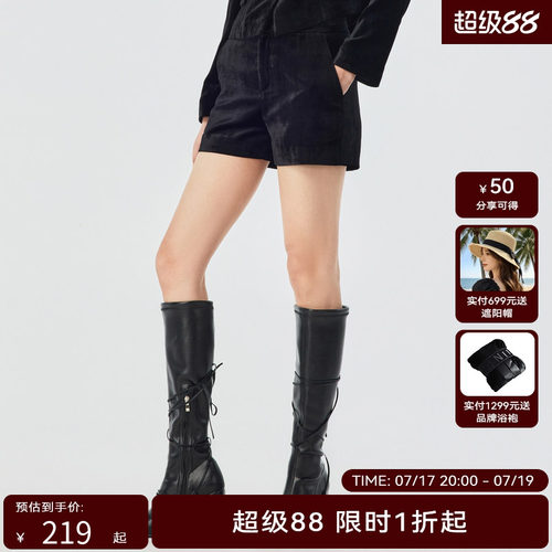 H·GENTEEL荷高春新经典款时髦舒适直筒西装丝绒短裤GUD12400529