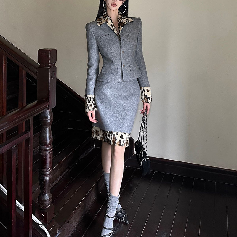 豹纹西装毛呢外套包臀半身裙套装