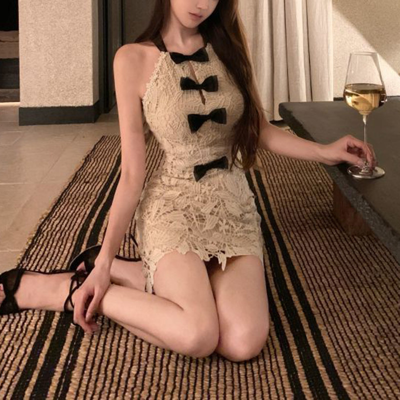 法式气质千金风蝴蝶结重工连衣裙