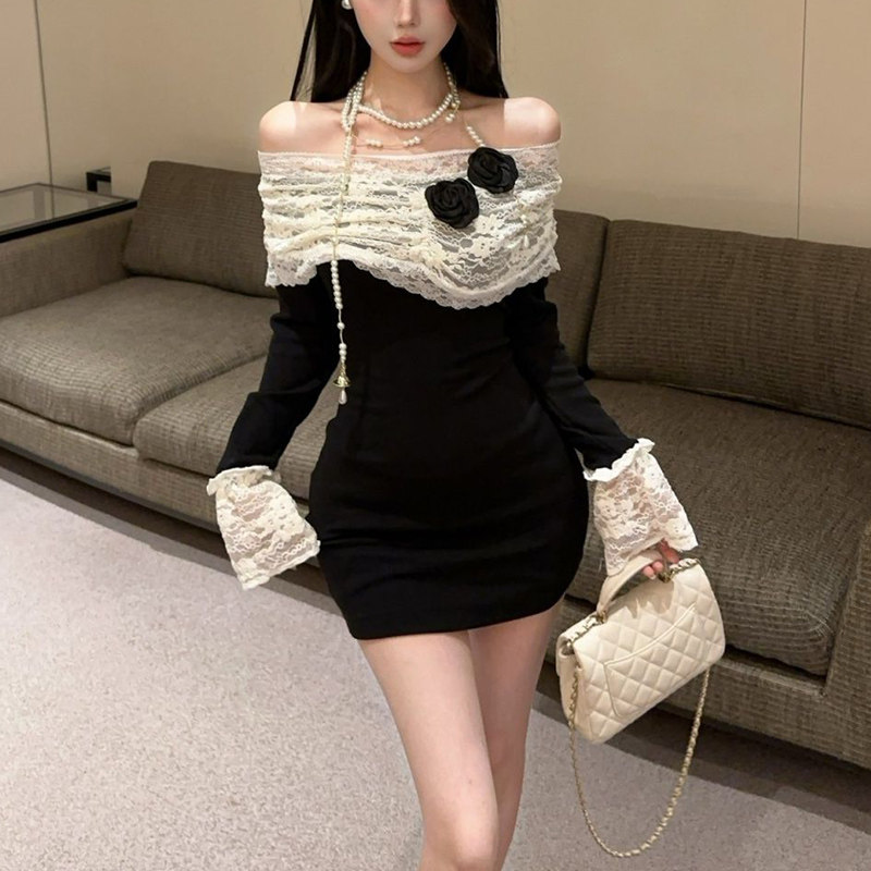 纯欲温柔风蕾丝拼接露背连衣裙女